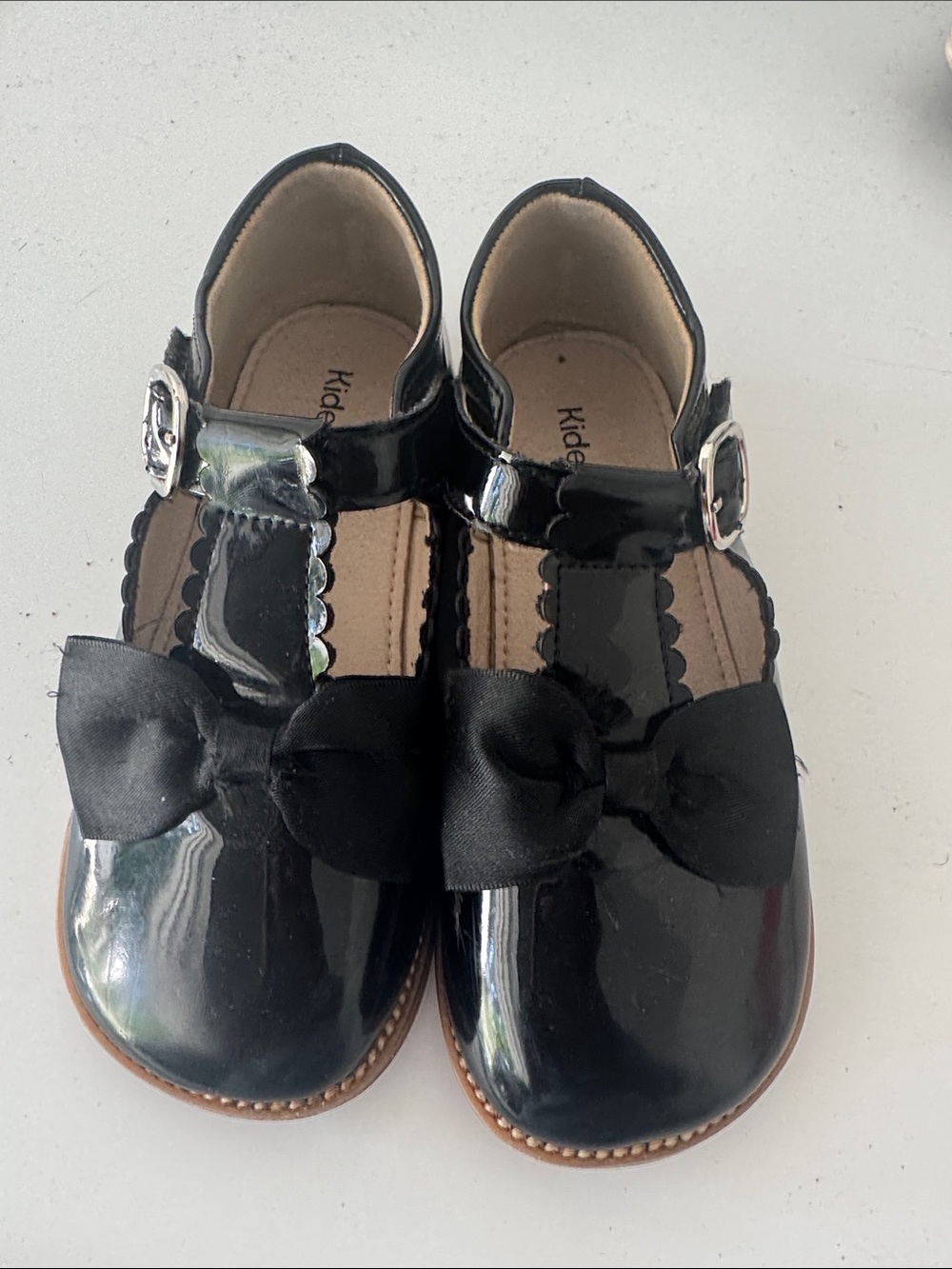 Girls Black Patent Mary Jane Shoes with Bow